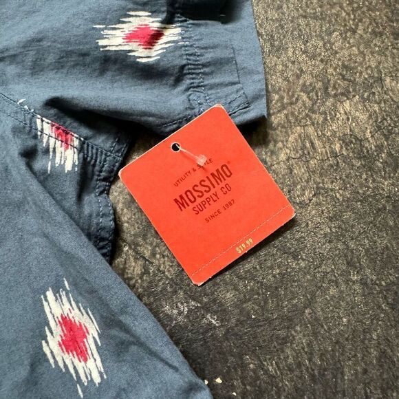 NWT Mossimo Blue Tribal Print Button Up Shirt Men’s Size Large Athletic Fit - Picture 4 of 10